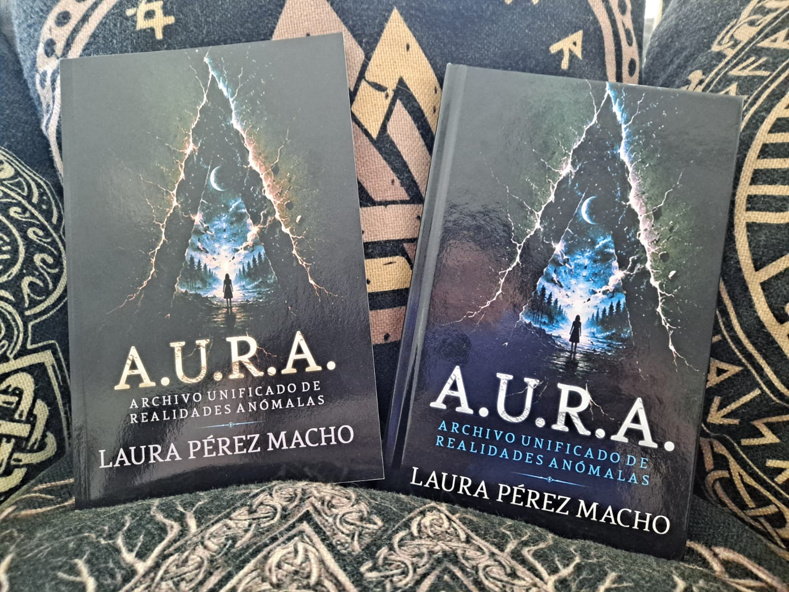 AURA TAPA BLANDA Y TAPA DURA